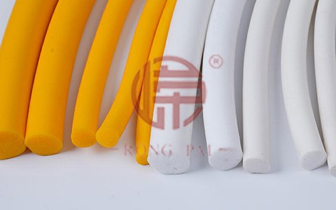 硅膠密封條在高溫的情況還能保持密封嗎？-常州嶸牌橡塑制品有限公司